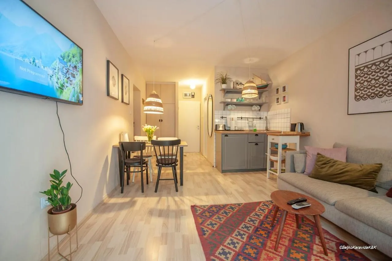 Luciana'S City Centre Hideout Apartment Zadar
